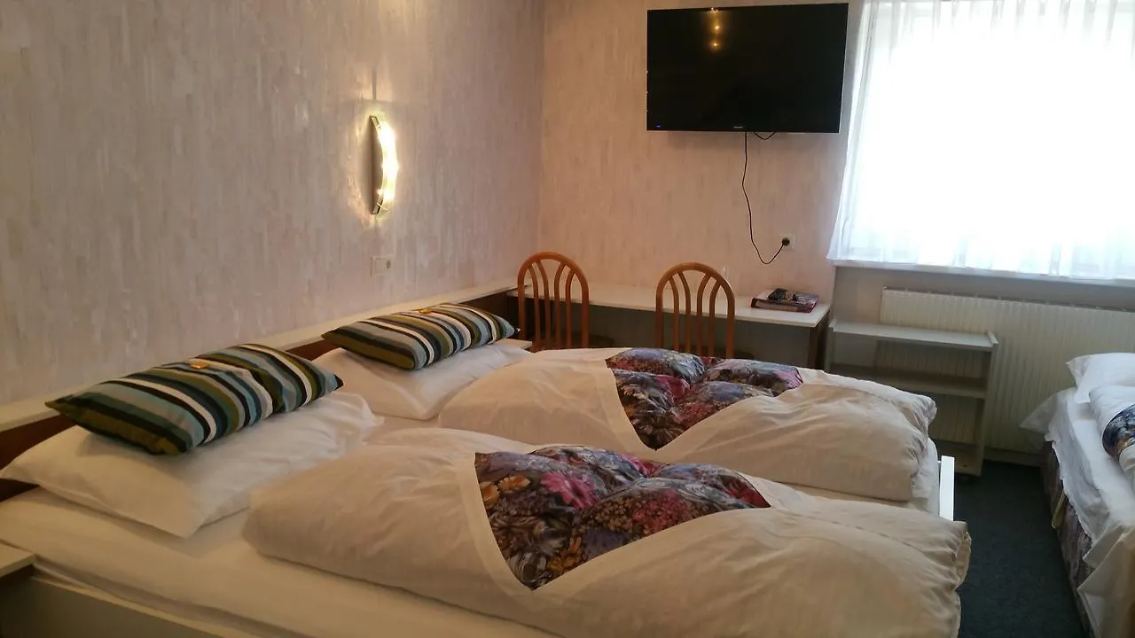 Hotel Helga Innsbruck