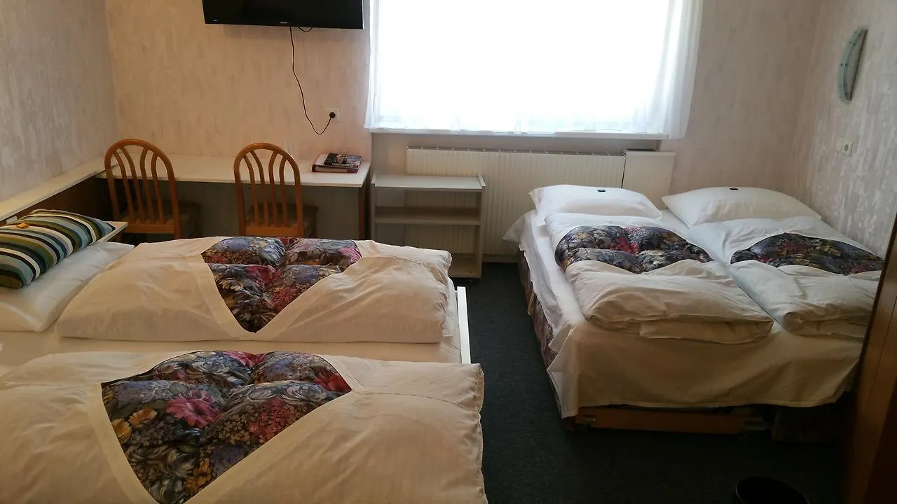 Hotel Helga Innsbruck