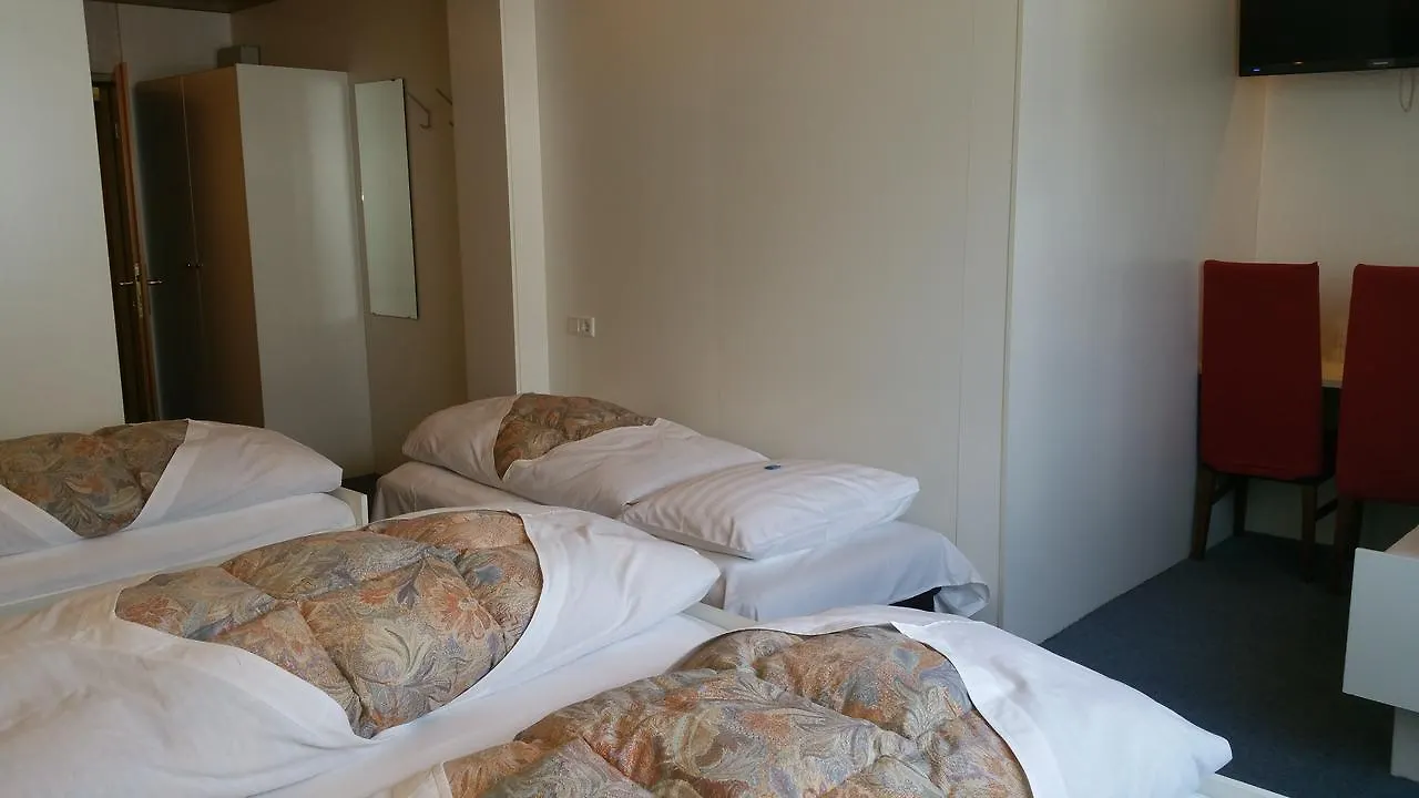 Hotel Helga Innsbruck