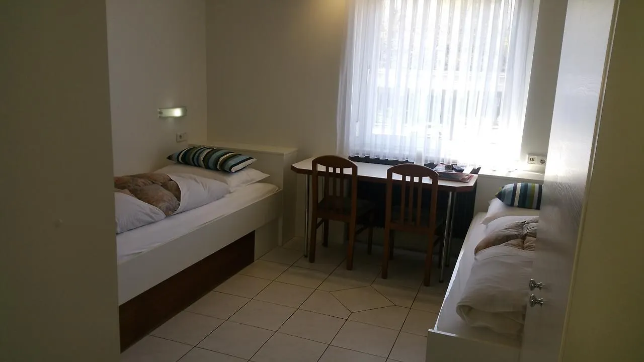 Hotel Helga Innsbruck