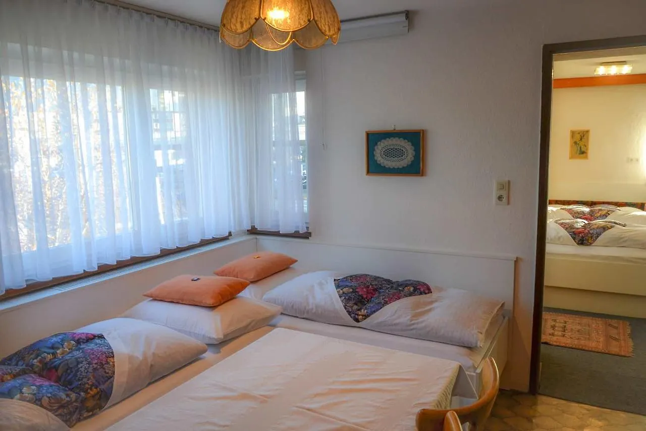 Hotel Helga Innsbruck 3*,